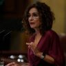 « Face aux chamanes fiscaux, ce gouvernement applique des mesures sélectives et chirurgicales », affirme la ministre espagnole du budget, Maria Jesus Montero.