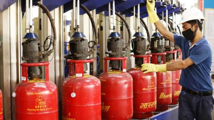 lpg cylinder becomes cheaper again

